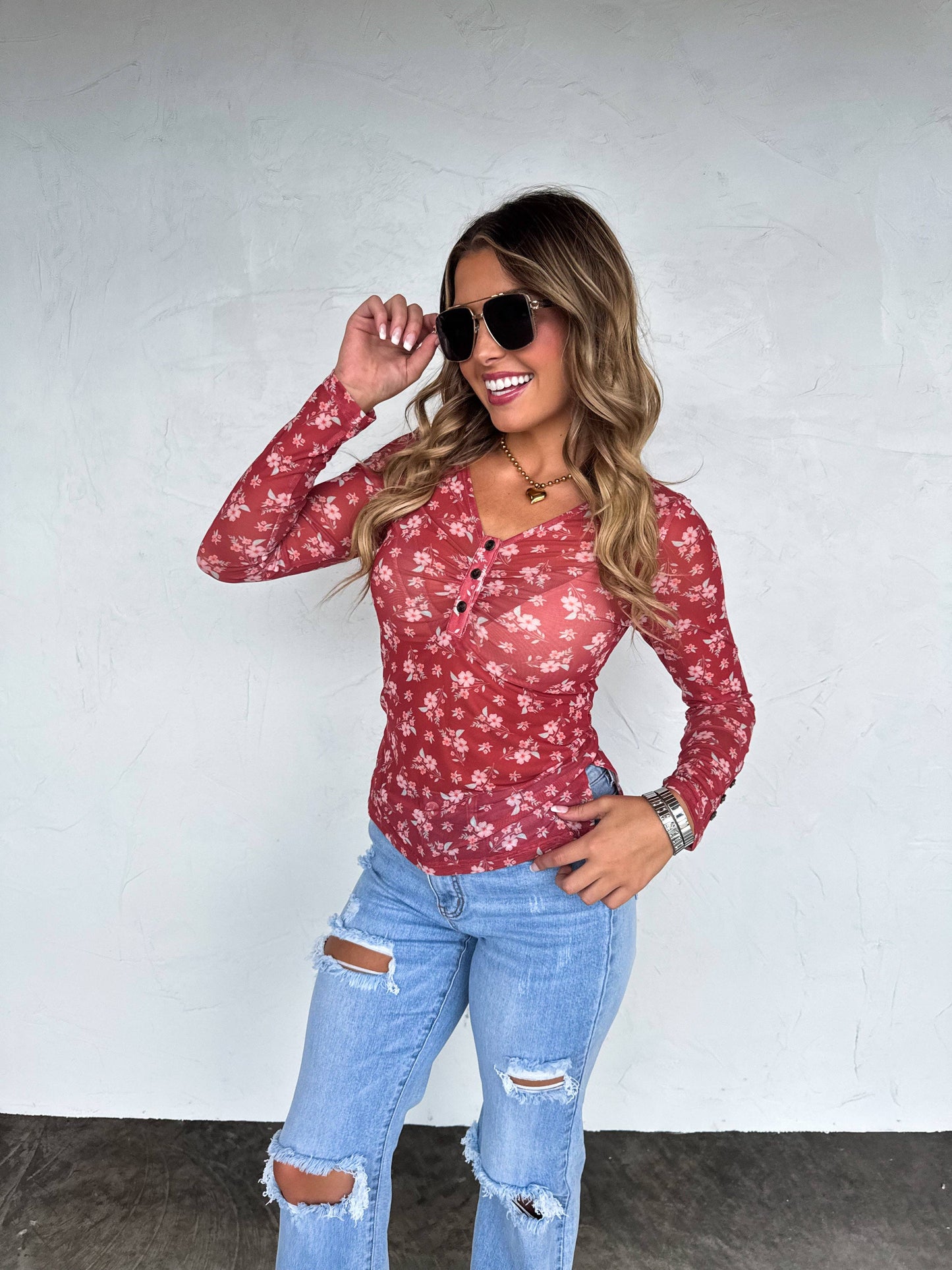 ANNIE VNECK MESH TOP