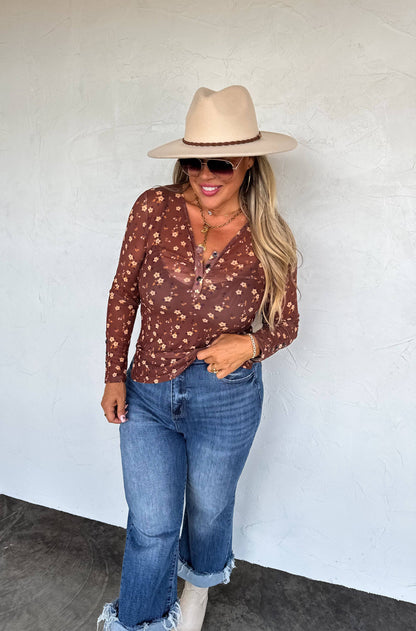 ANNIE VNECK MESH TOP