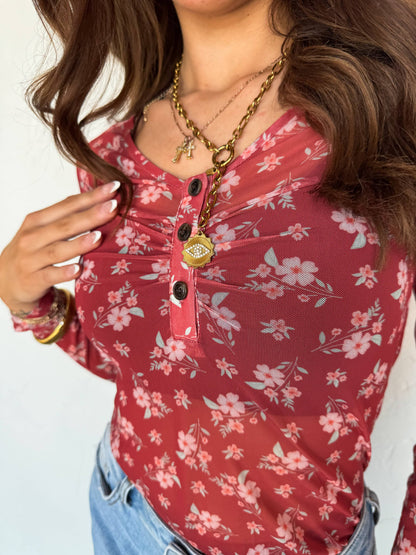 ANNIE VNECK MESH TOP